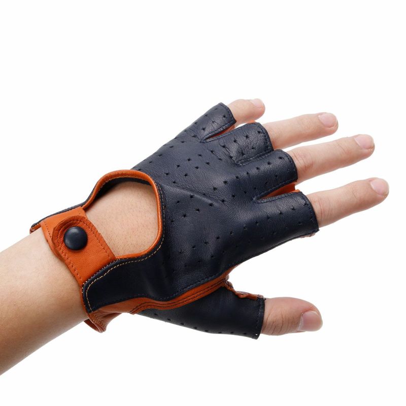 Motorimoda｜ビコローレ ドライビンググロ｜ハーフ｜ブルー×キャメル｜モデル着用