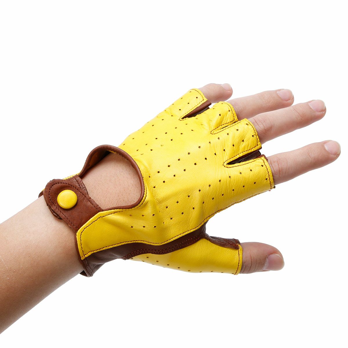 Motorimoda｜ビコローレ ドライビンググローブ｜ハーフ｜イエロー×コニャック｜モデル着用