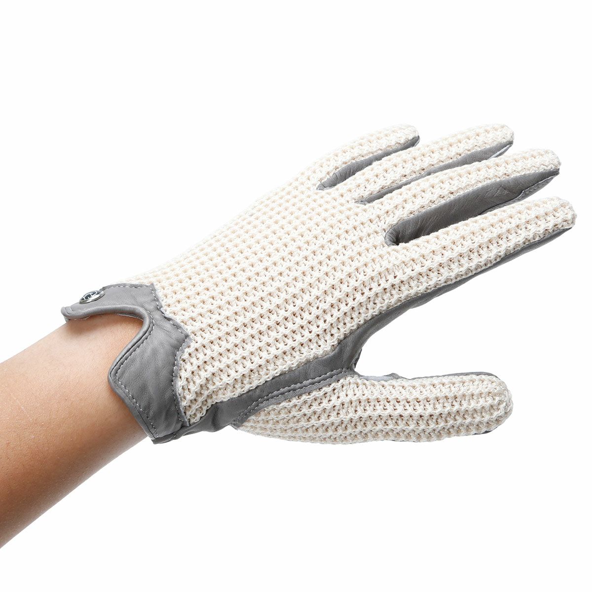 AUTODROMO｜ストリングバック・ドライビング・グローブ｜ロング｜グレー｜モデル着用