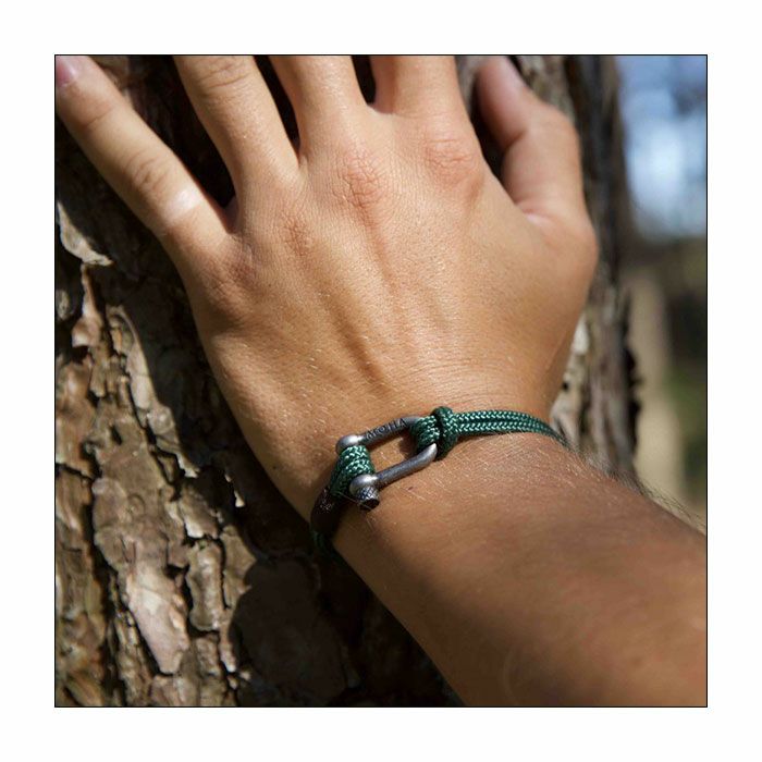 MOHA｜イグアス （メンズ）｜アクセサリー｜IGUAZU｜モデル着用