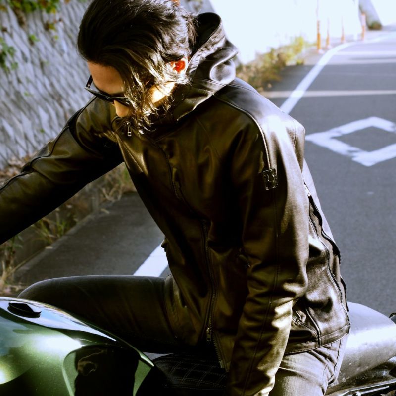 CRUFTER｜CR-MJ3 フーディ ジャケット｜レザー｜ブラック｜モデル着用