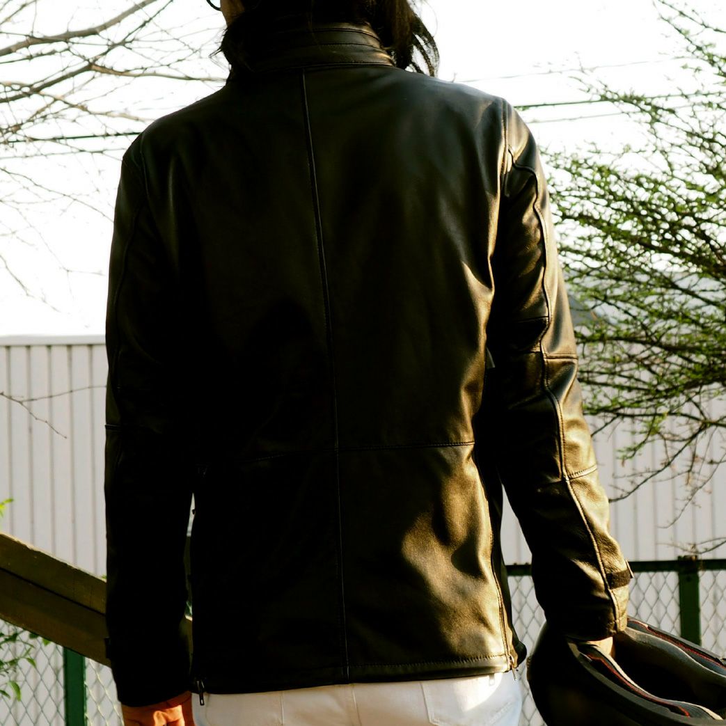 CRUFTER｜CR-MJ4 レザー フィールド ジャケット｜レザー｜ブラック｜モデル着用CRUFTER｜CR-MJ4 レザー フィールド ジャケット｜レザー｜ブラック｜モデル着用