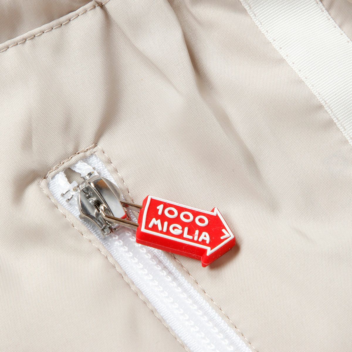 Mille Miglia｜ナイロン タフタ ストレッチ パンツ｜ベージュ