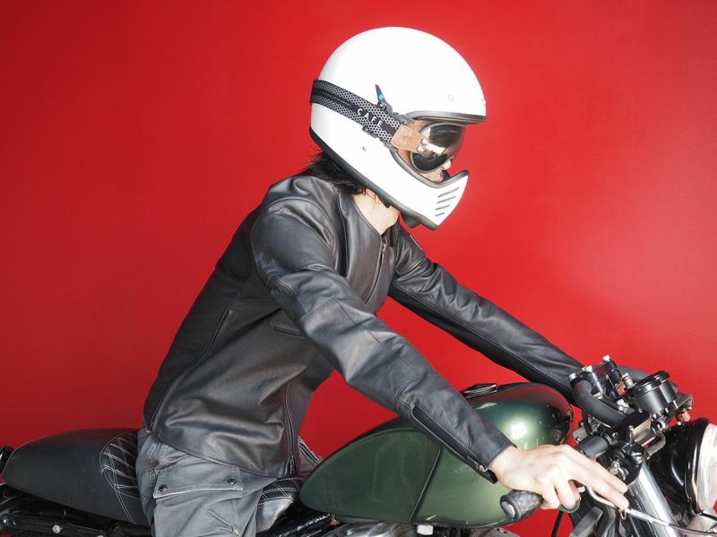 CRUFTER｜CR-MJR1 ノーカラー シングル ライダース｜レザー｜ブラック｜モデル着用