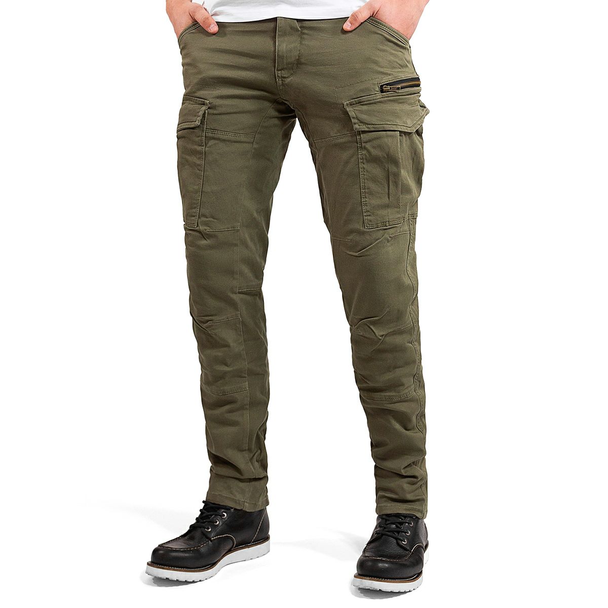 John Doe｜ストローカー XTM カーゴパンツ｜チノ・カーゴ｜オリーブ｜モデル着用