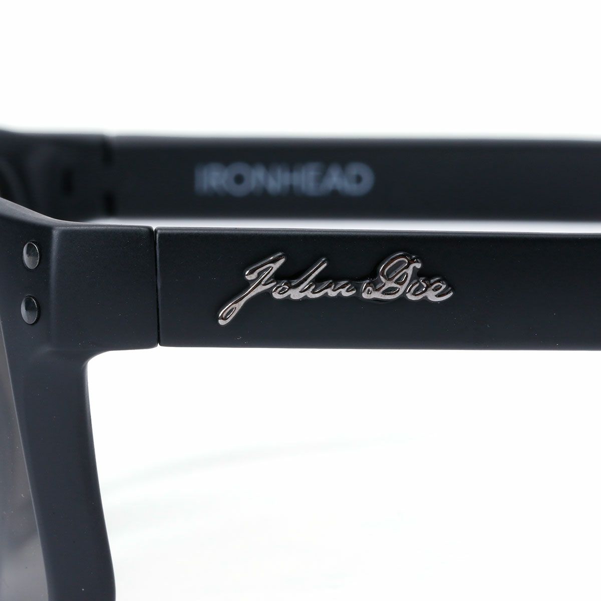 John Doe｜アイアンヘッド サングラス｜ブラック