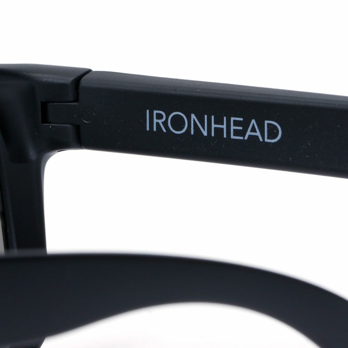 John Doe｜アイアンヘッド サングラス｜ブラック