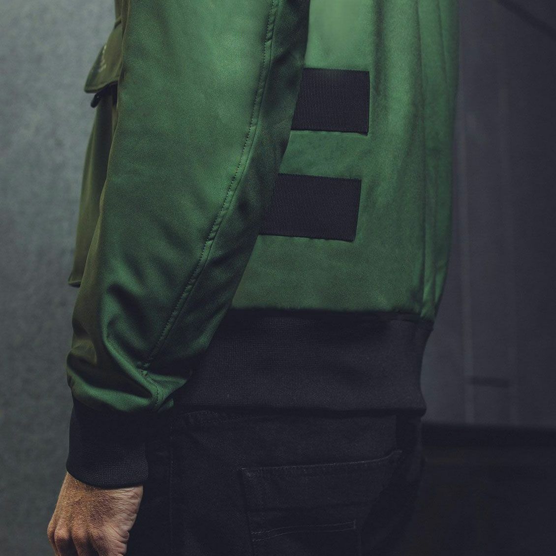 SPIDI｜メトロムーバー｜ファブリック｜ミリタリーグリーン｜モデル着用