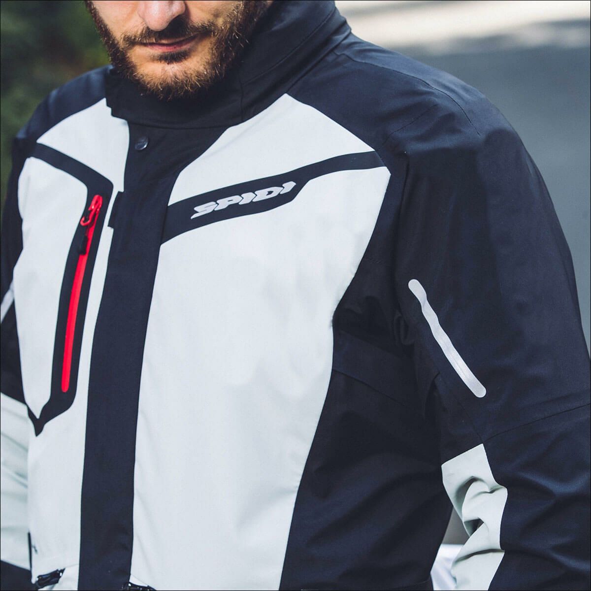 SPIDI｜ミッション-T シールド ジャケット｜ファブリック｜ブラック×アイス｜モデル着用