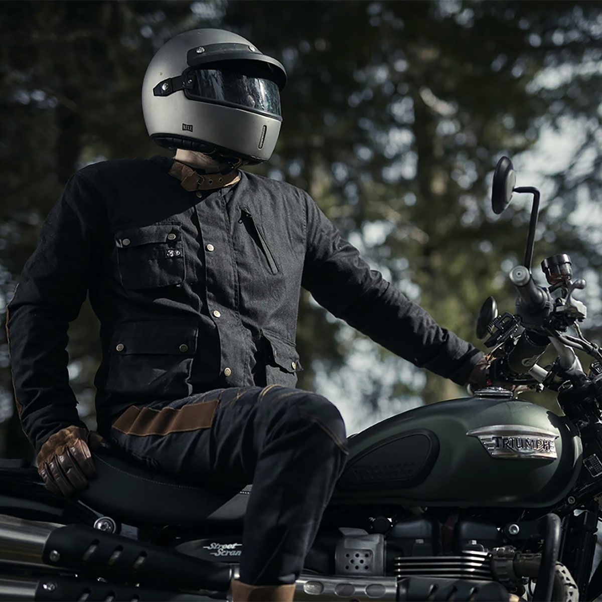 Fuel Motorcycles｜ディヴィジョン 2 ジャケット｜ファブリック｜ブラック｜モデル着用