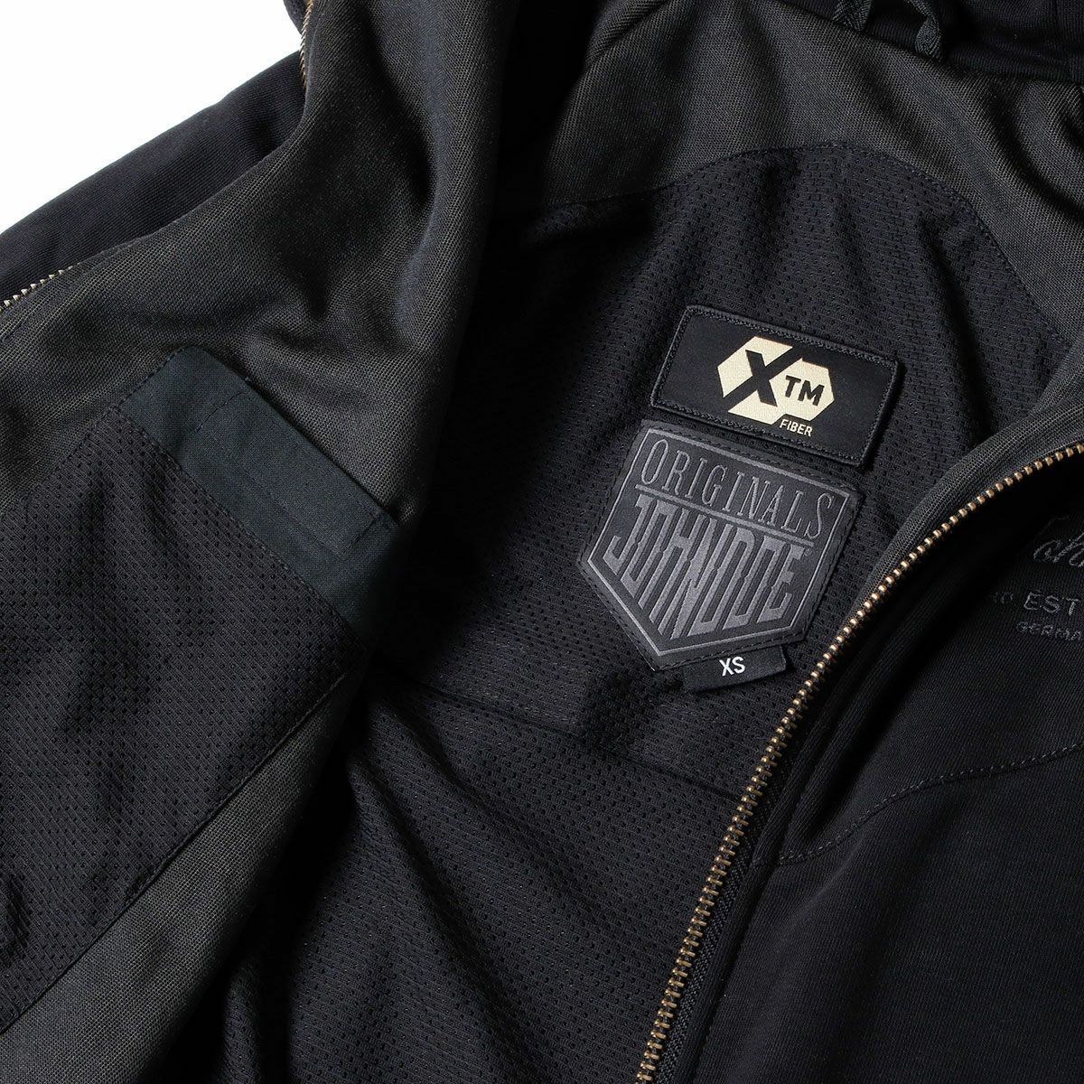 John Doe｜XTM フーディー V2｜ファブリック｜ブラック