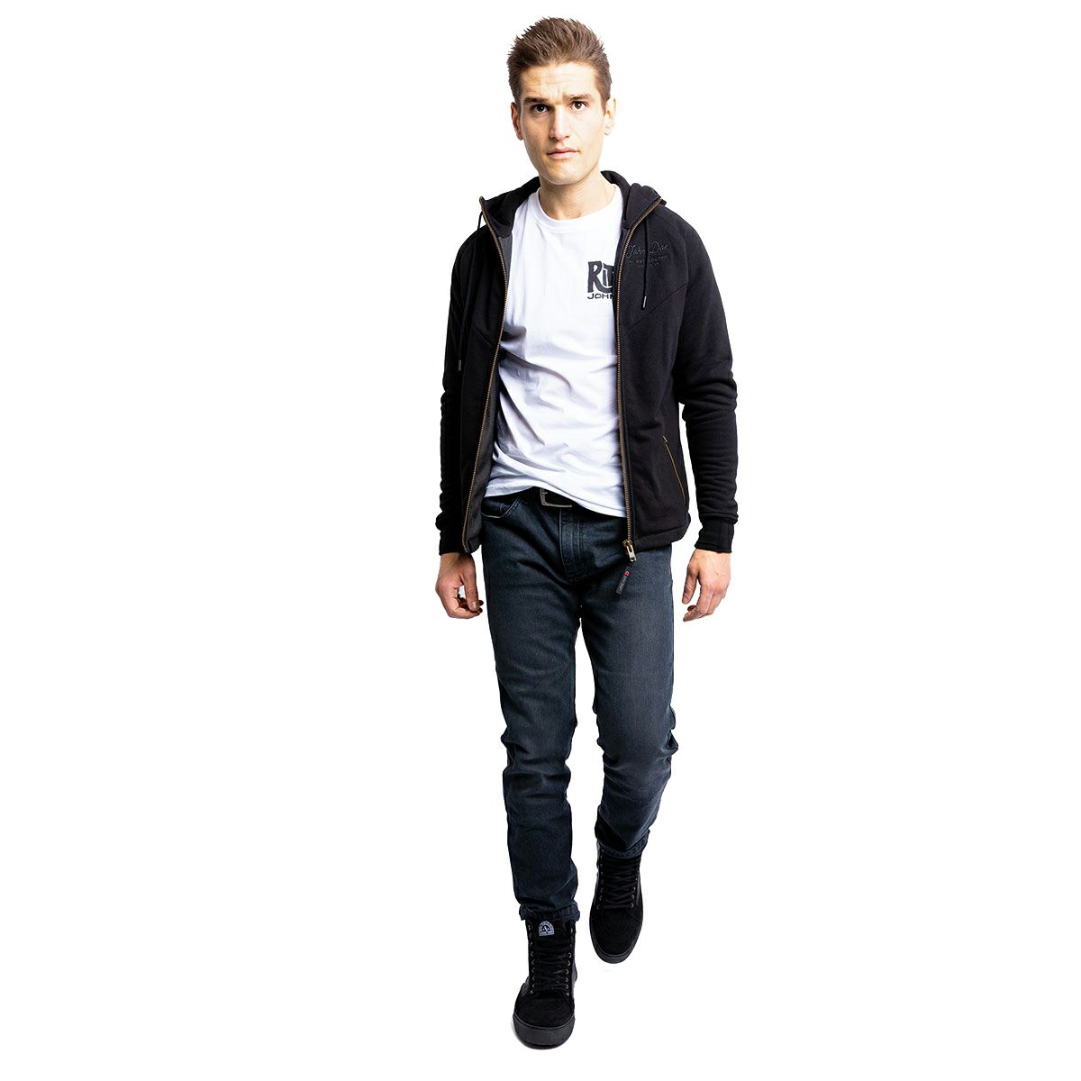 John Doe｜XTM フーディー V2｜ファブリック｜ブラック｜モデル着用