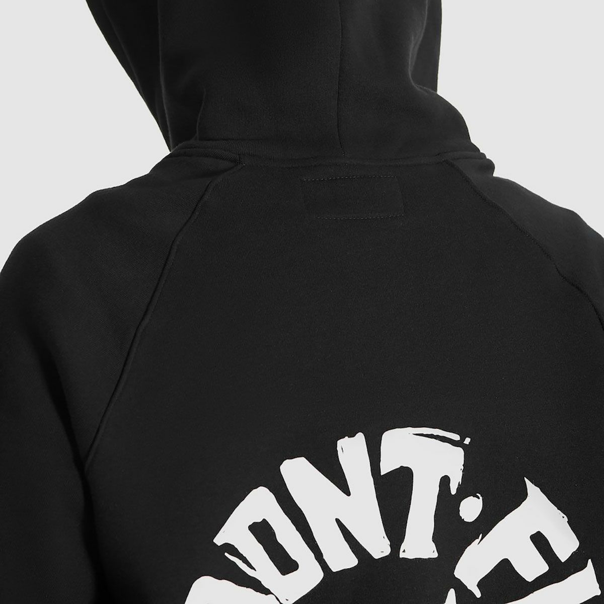 PANDO MOTO｜カイル ドント ダイ スウェットシャツ｜フーディ｜ブラック｜モデル着用