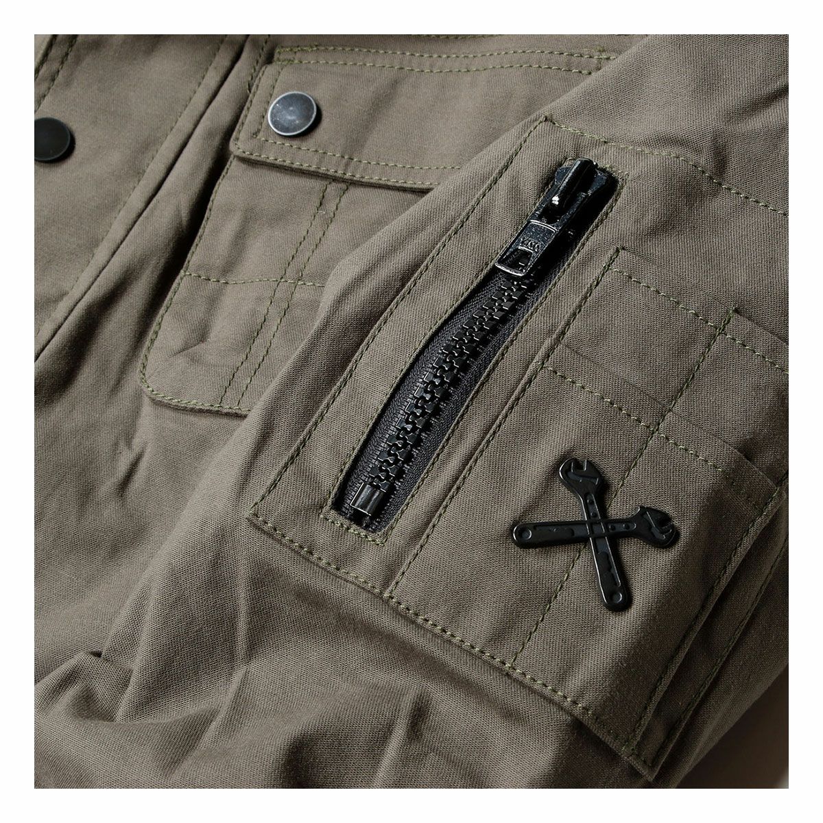 John Doe｜XTM エクスプローラー ジャケット｜ファブリック｜オリーブ