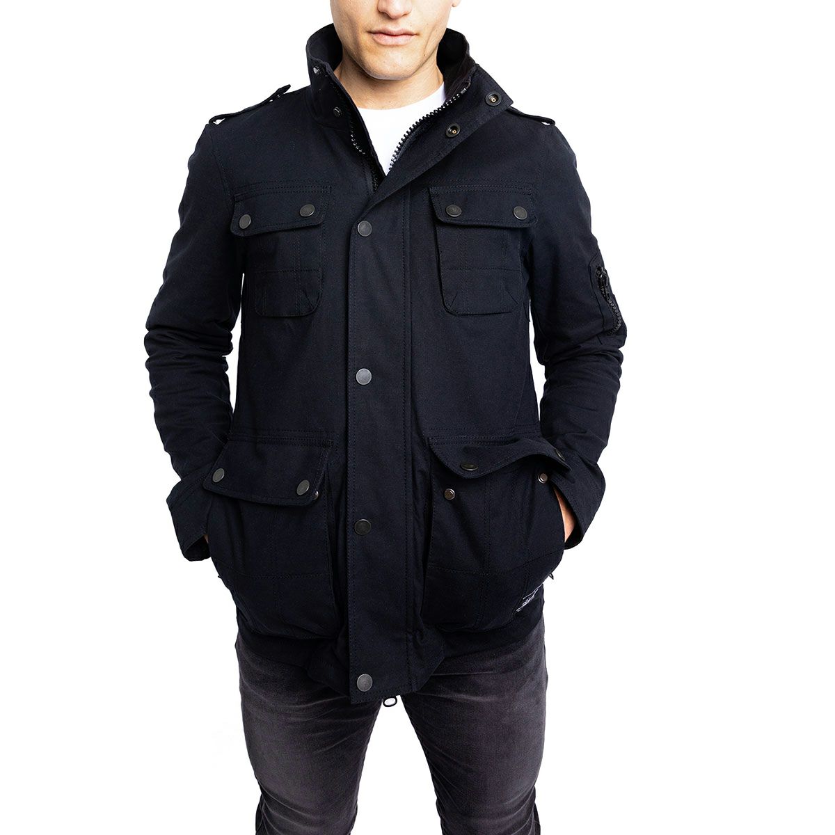 John Doe｜XTM エクスプローラー ジャケット｜ファブリック｜ブラック｜モデル着用