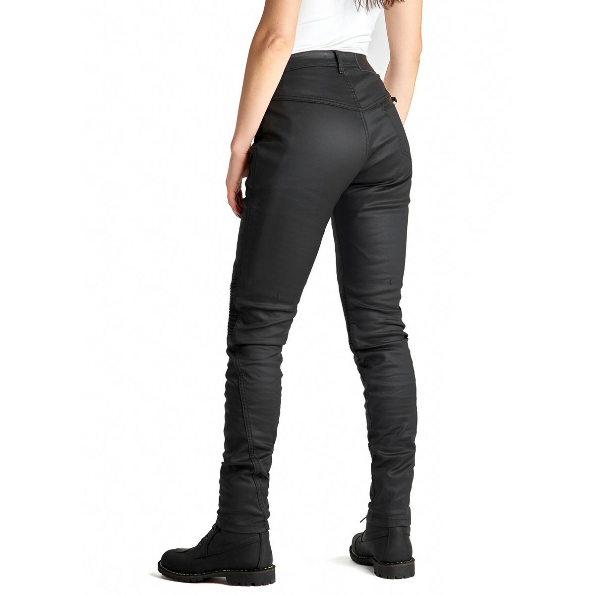 PANDO MOTO｜クサリ ケヴ 02｜デニム｜ブラック｜モデル着用