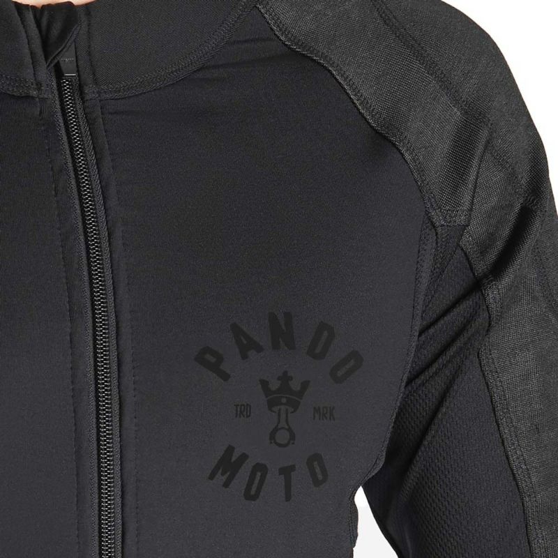 PANDO MOTO｜シェル UH 02｜アンダーウェア｜モデル着用