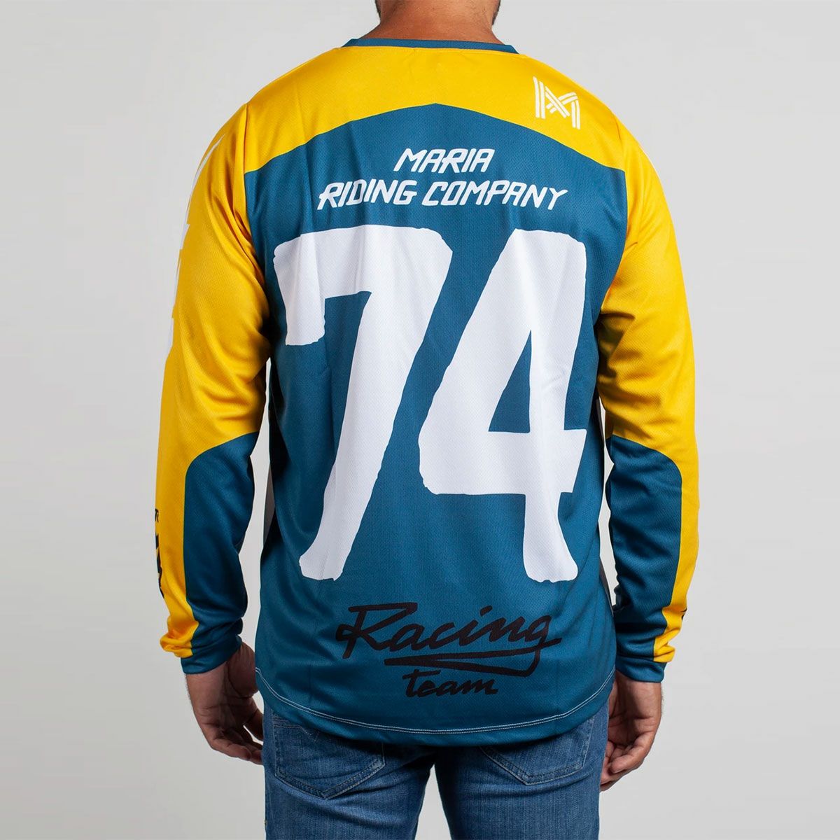 Maria Riding Company｜エレトリカ マリア オフロード レーシング ジャージ｜MXジャージ｜イエロー×ブルー×ホワイト｜モデル着用