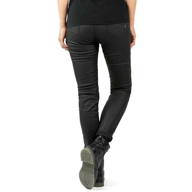 John Doe｜ベティ バイカー ジェギンス ウーマン｜デニム｜ブラック｜モデル着用