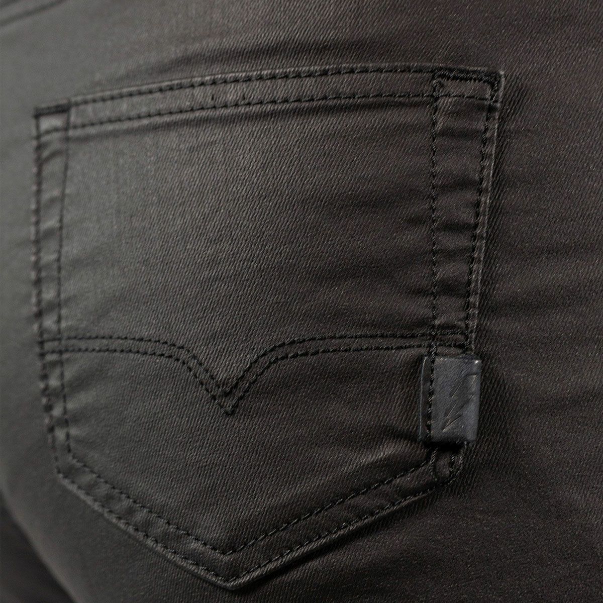 ベティ ジェギンス John Doe｜ベティ ジェギンス ウーマン｜デニム｜ブラック｜モデル着用