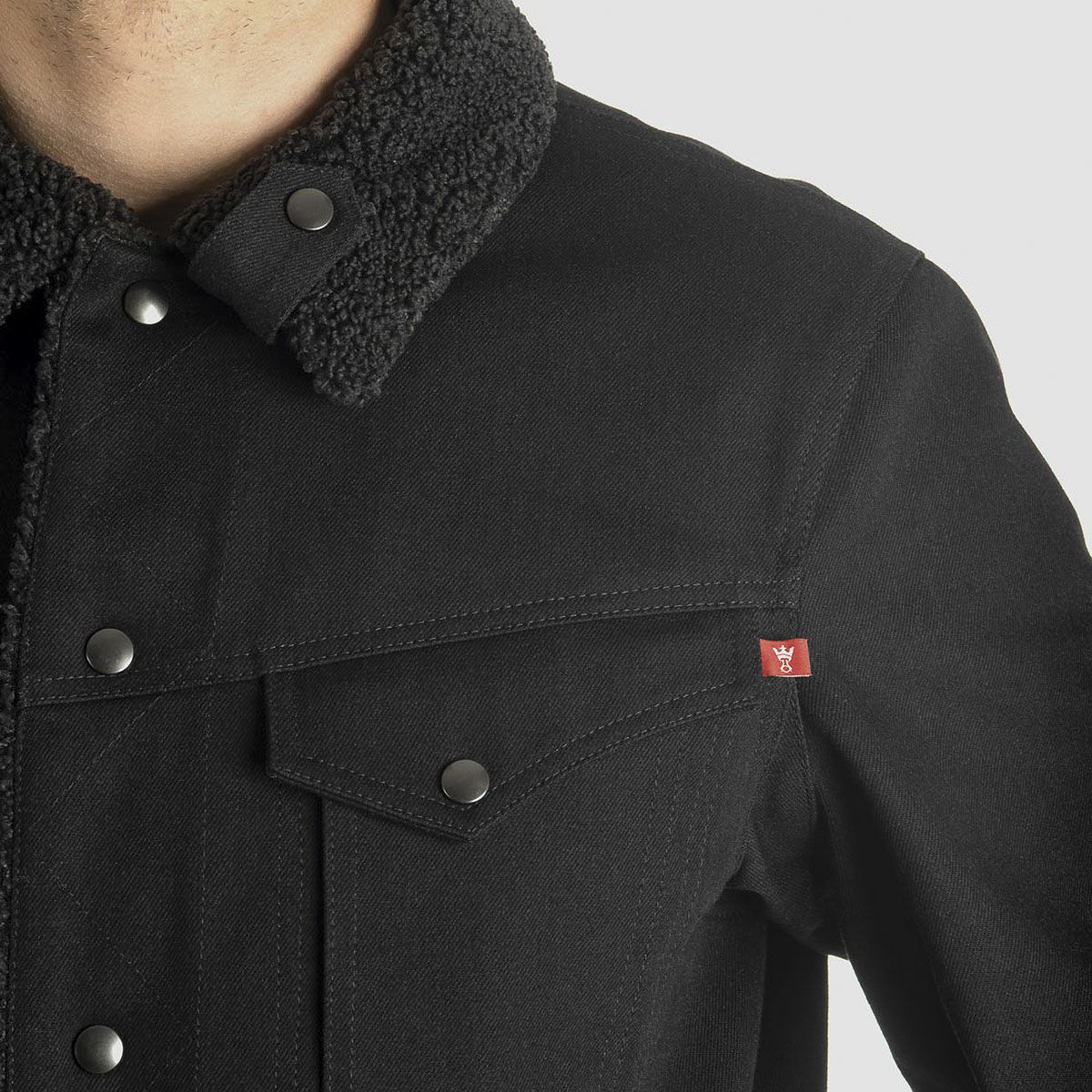 PANDO MOTO｜ハスキー コア 01｜ファブリック｜ブラック｜モデル着用