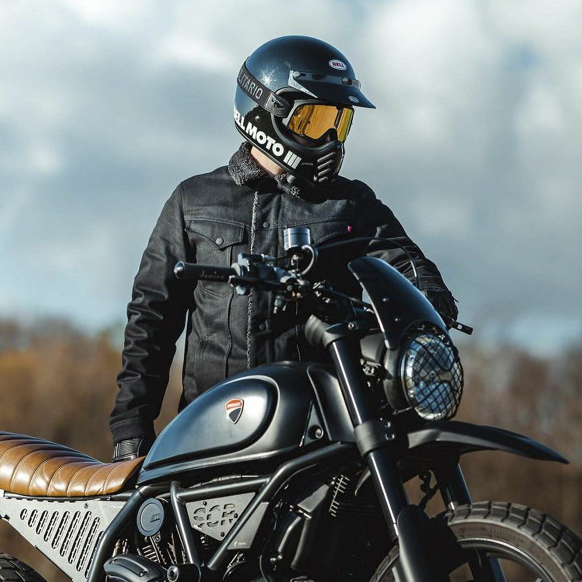 PANDO MOTO｜ハスキー コア 01｜ファブリック｜ブラック｜モデル着用