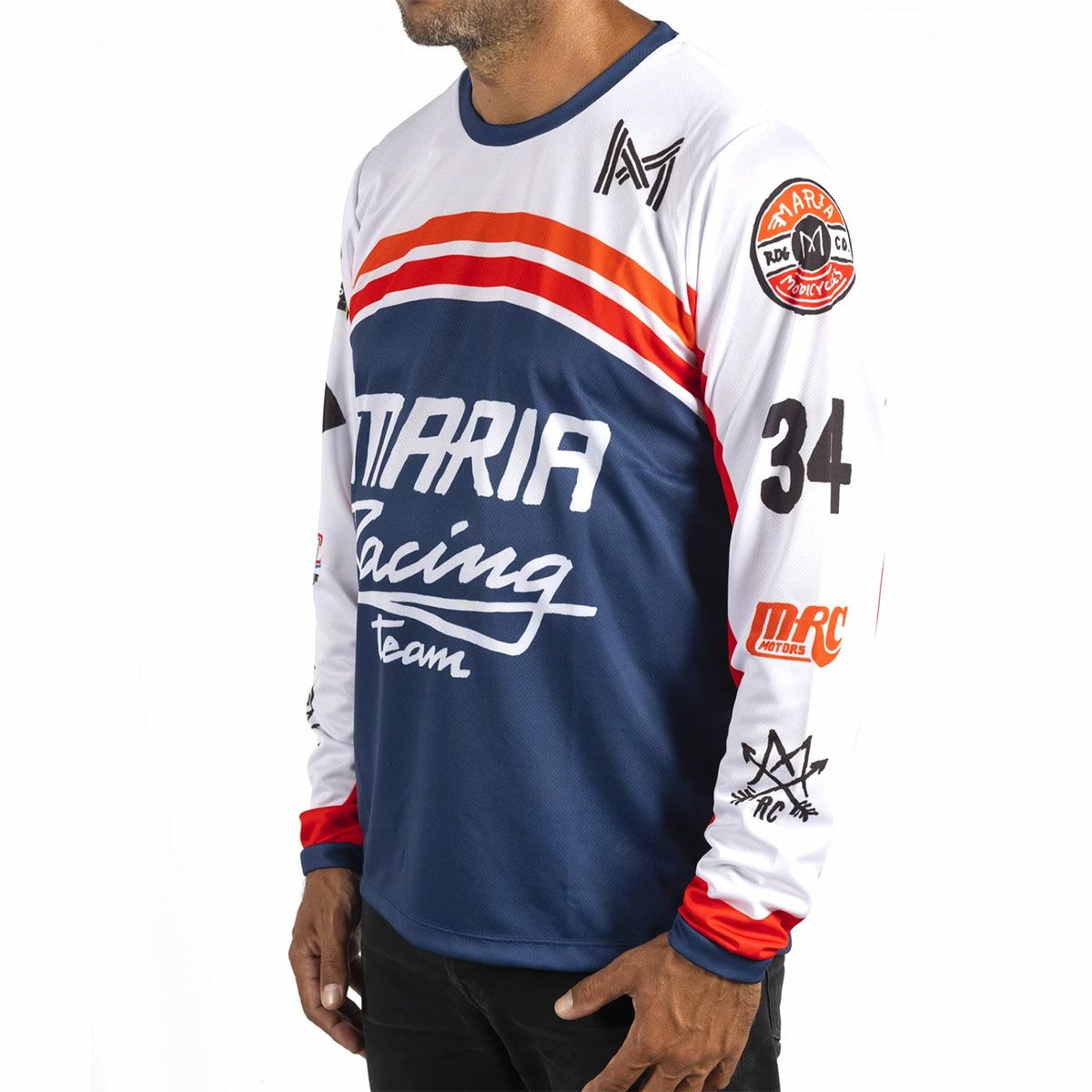 Maria Riding Company｜スーパー ライダー マリア オフロード レーシング ジャージ｜MXジャージ｜レッド×ブルー×ホワイト｜モデル着用