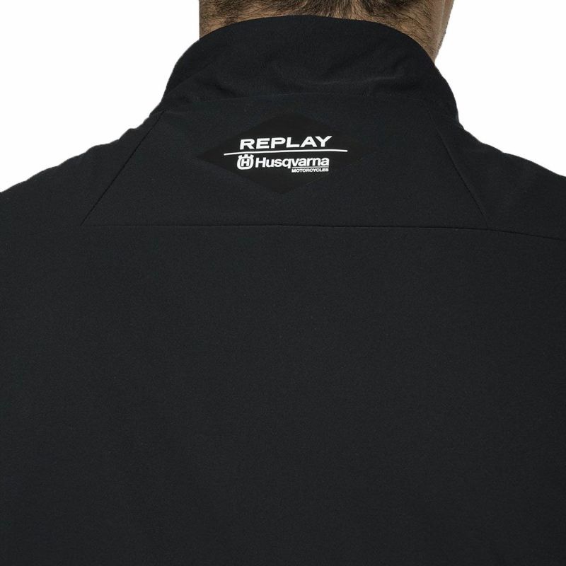 Replay｜フル ジッパー ナイロン ベスト｜ブラック｜モデル着用