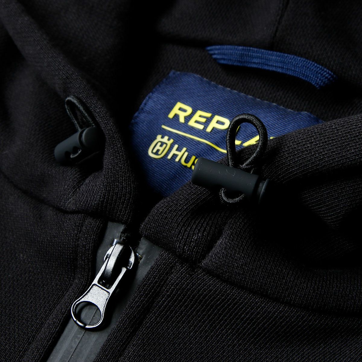 Replay｜フルジップフーディー REPLAY FOR HUSQVARNA｜フーディ｜ブラック