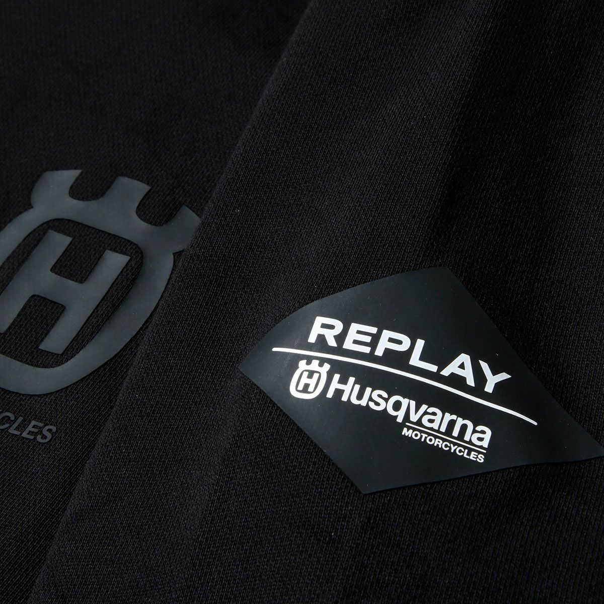 Replay｜フルジップフーディー REPLAY FOR HUSQVARNA｜フーディ｜ブラック