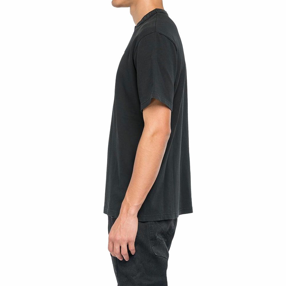 Replay｜REPLAY×DAINESE ガーメントダイ アイコンTシャツ｜ブラック｜モデル着用