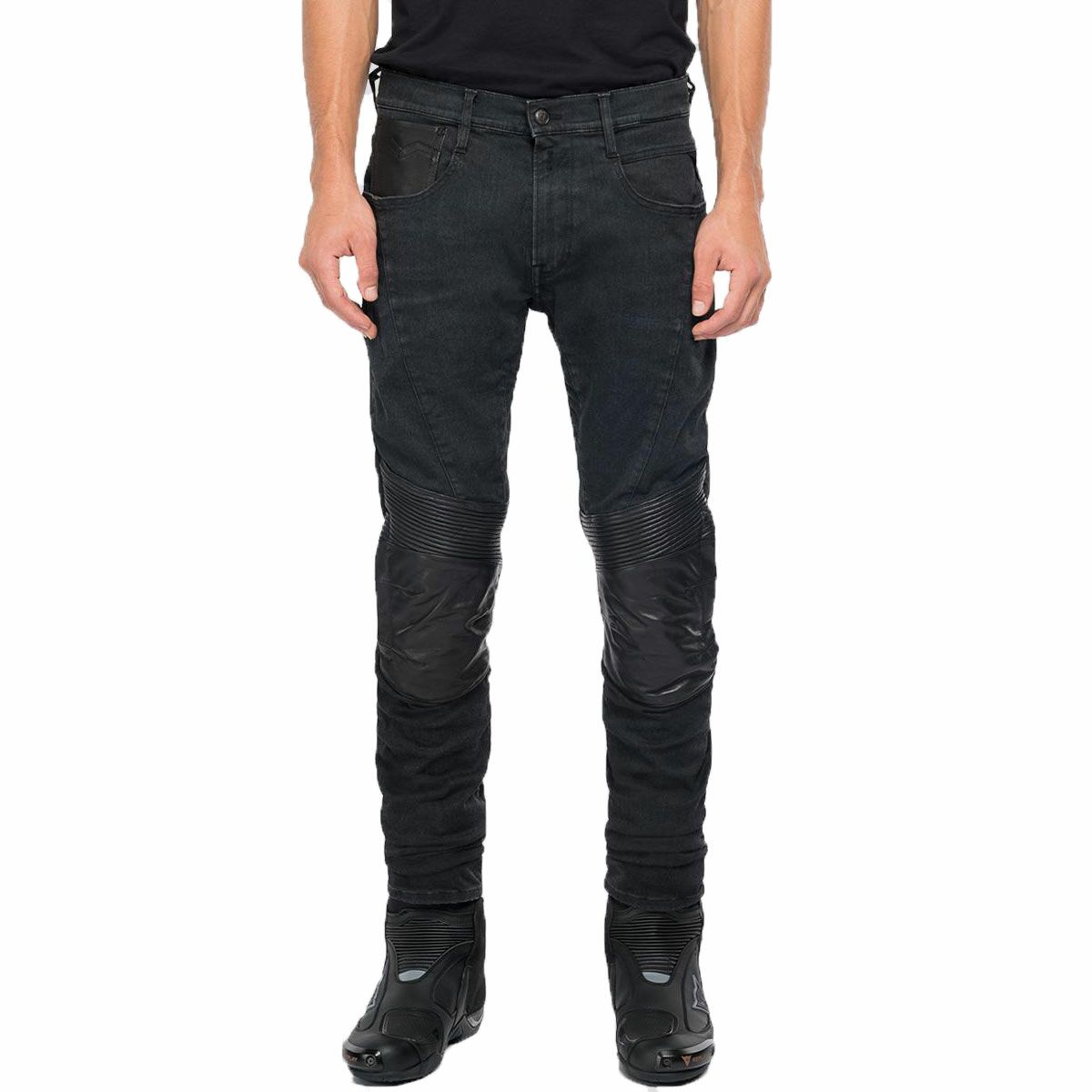 Replay｜REPLAY×DAINESE ハイパーコーデュラ ライディングデニムパンツ｜デニム｜ブラック｜モデル着用