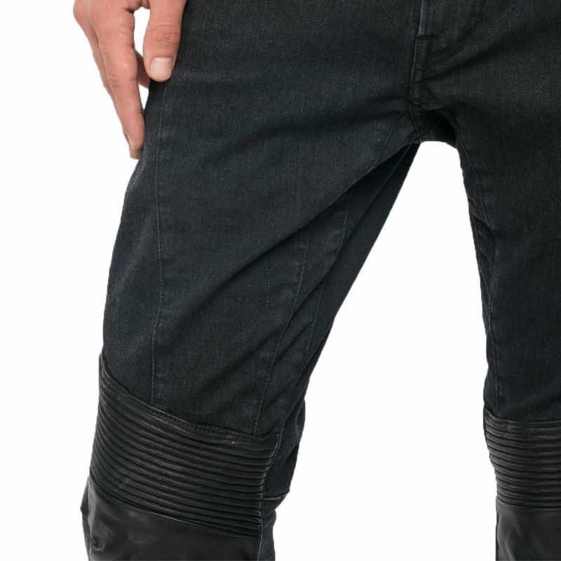 Replay｜REPLAY×DAINESE ハイパーコーデュラ ライディングデニムパンツ｜デニム｜ブラック｜モデル着用