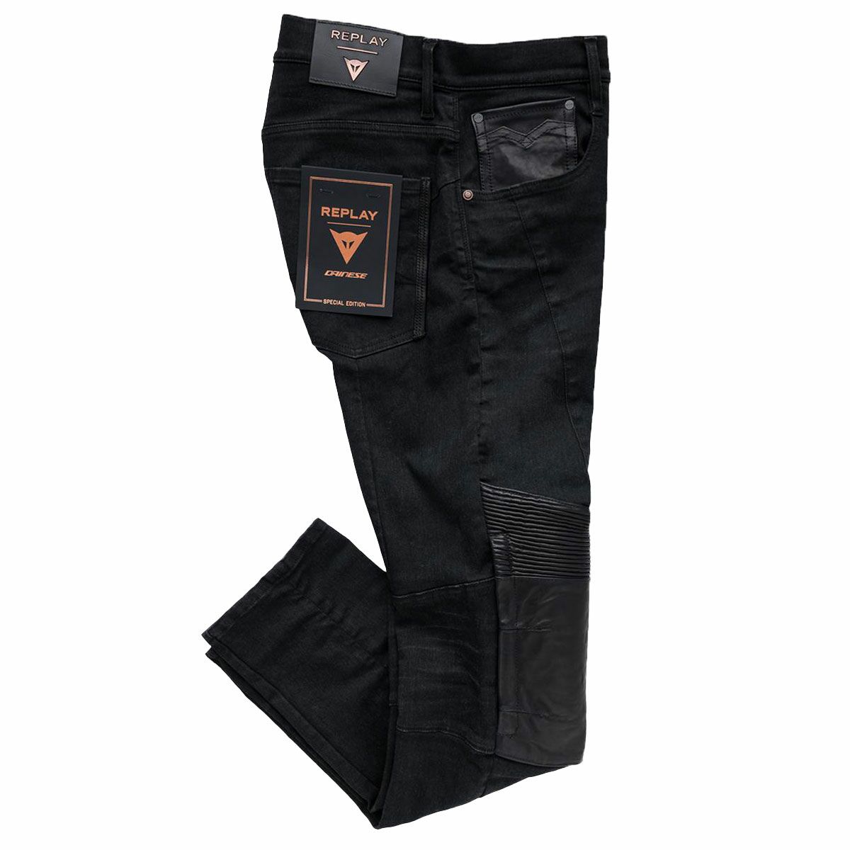 Replay｜REPLAY×DAINESE ハイパーコーデュラ ライディングデニムパンツ｜デニム｜ブラック｜モデル着用