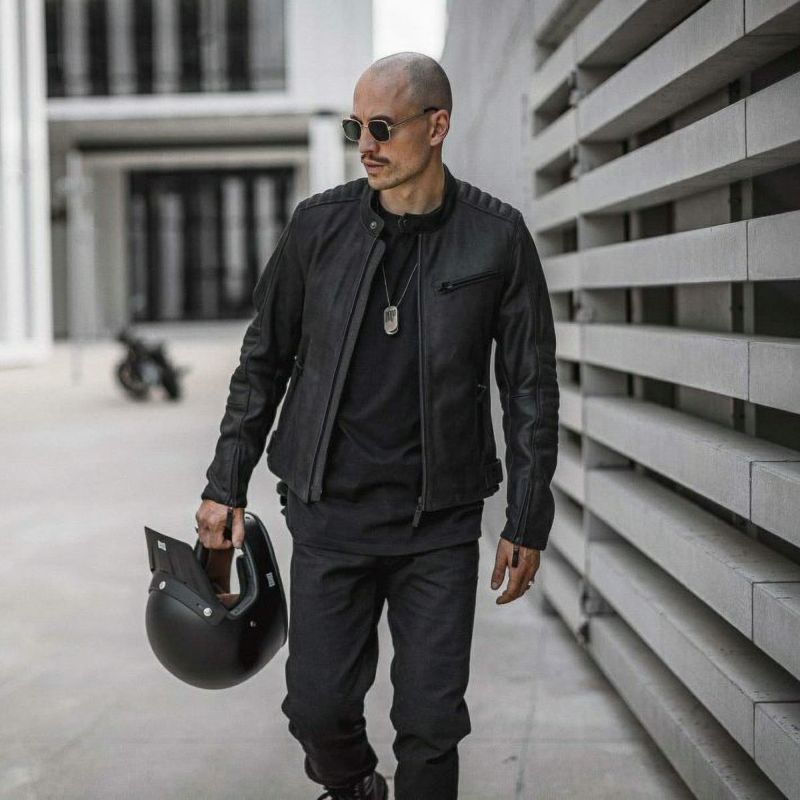 PANDO MOTO｜タタミ LT01｜レザー｜ブラック｜モデル着用