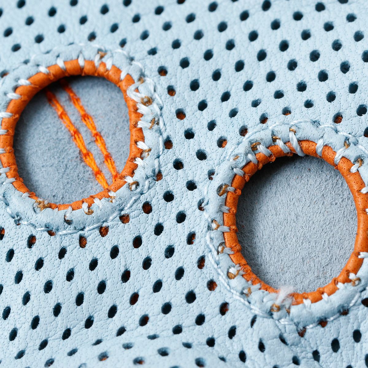 Motorimoda｜ナポリドライブ パンチングレザー｜ハーフ｜ライトブルー