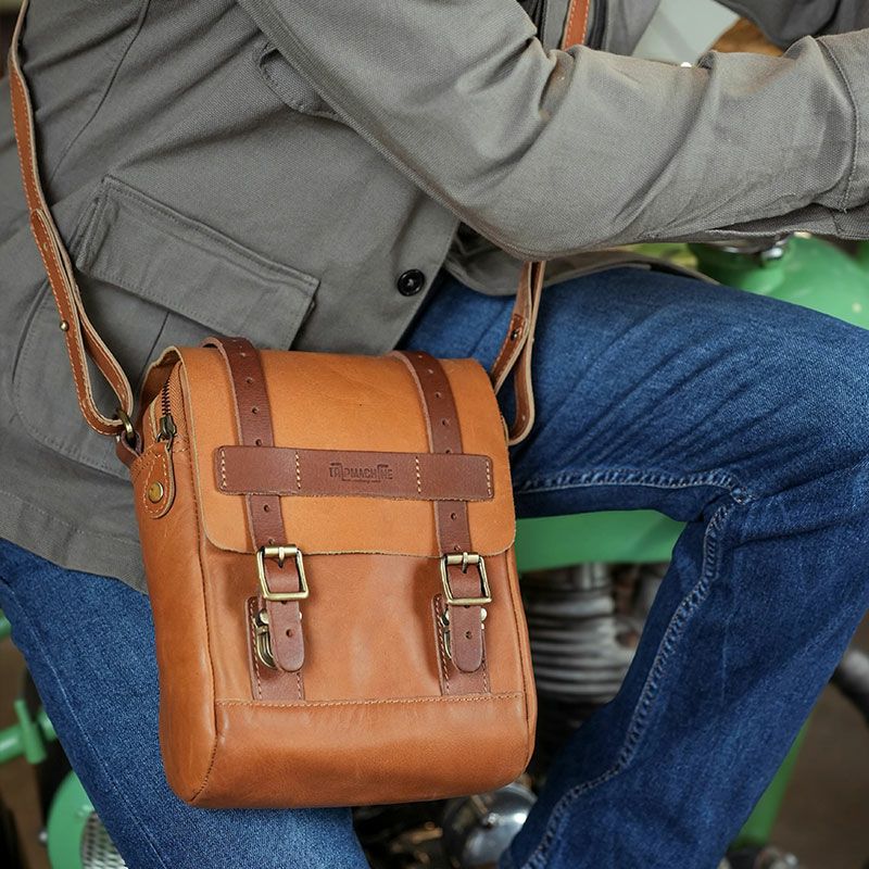 Trip Machine｜タンク＆テール バッグ｜タンクバック｜チェリーレッド｜使用イメージ