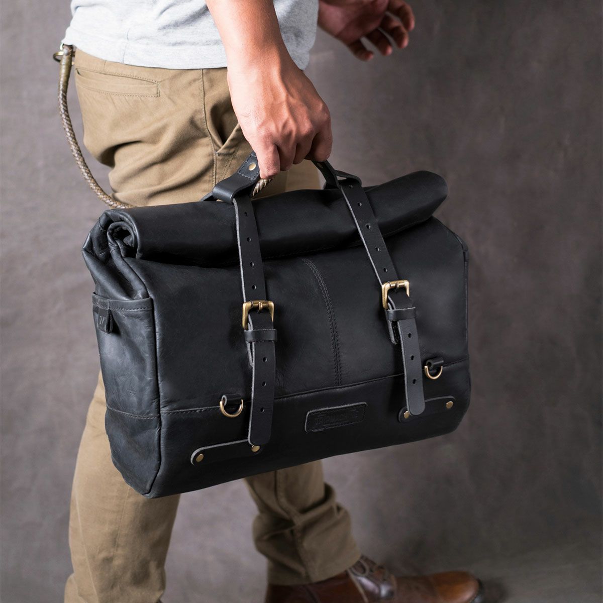 Trip Machine｜アウトロー サドルバッグ｜サイドバッグ｜クラシックブラック｜使用イメージ