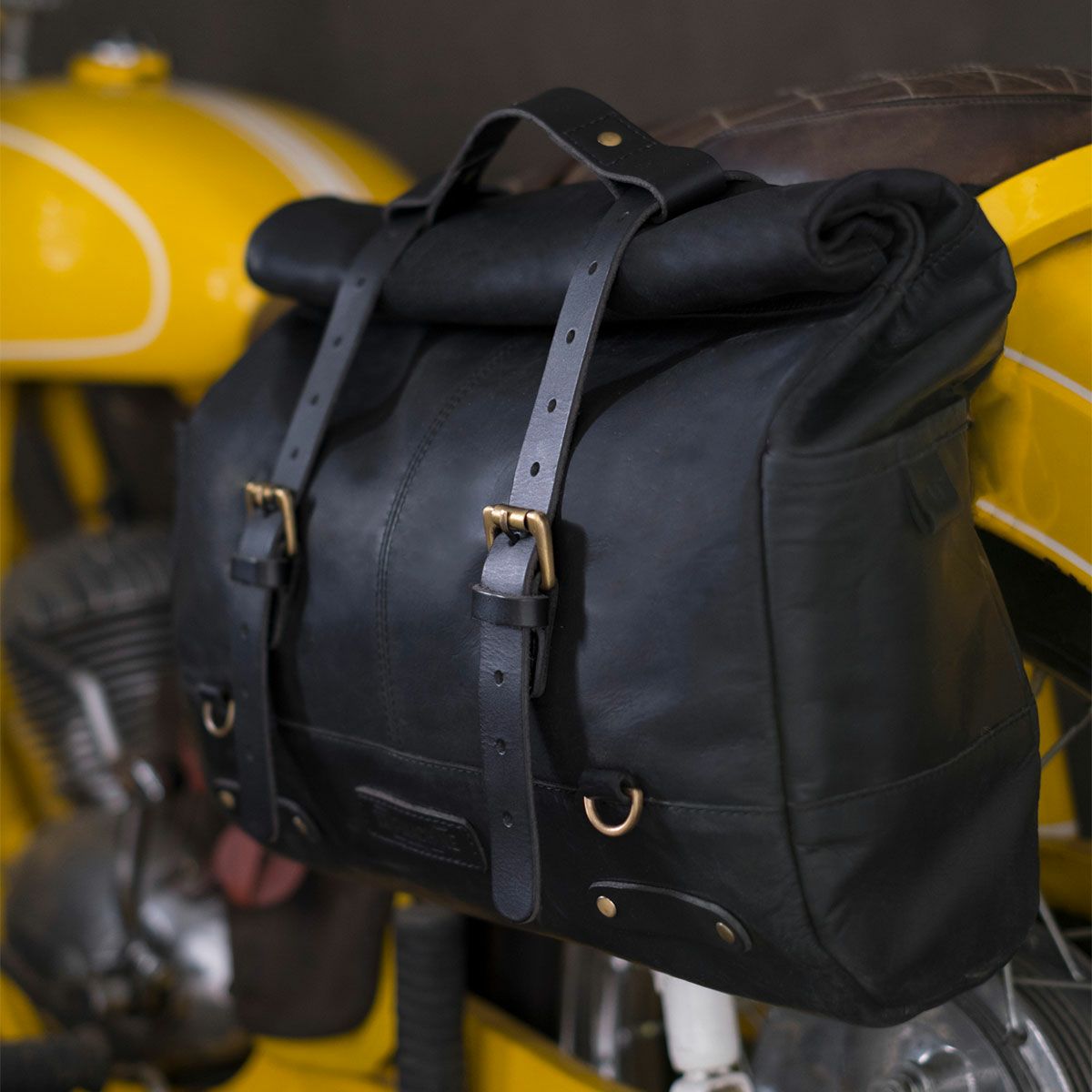 Trip Machine｜アウトロー サドルバッグ｜サイドバッグ｜クラシックブラック｜使用イメージ