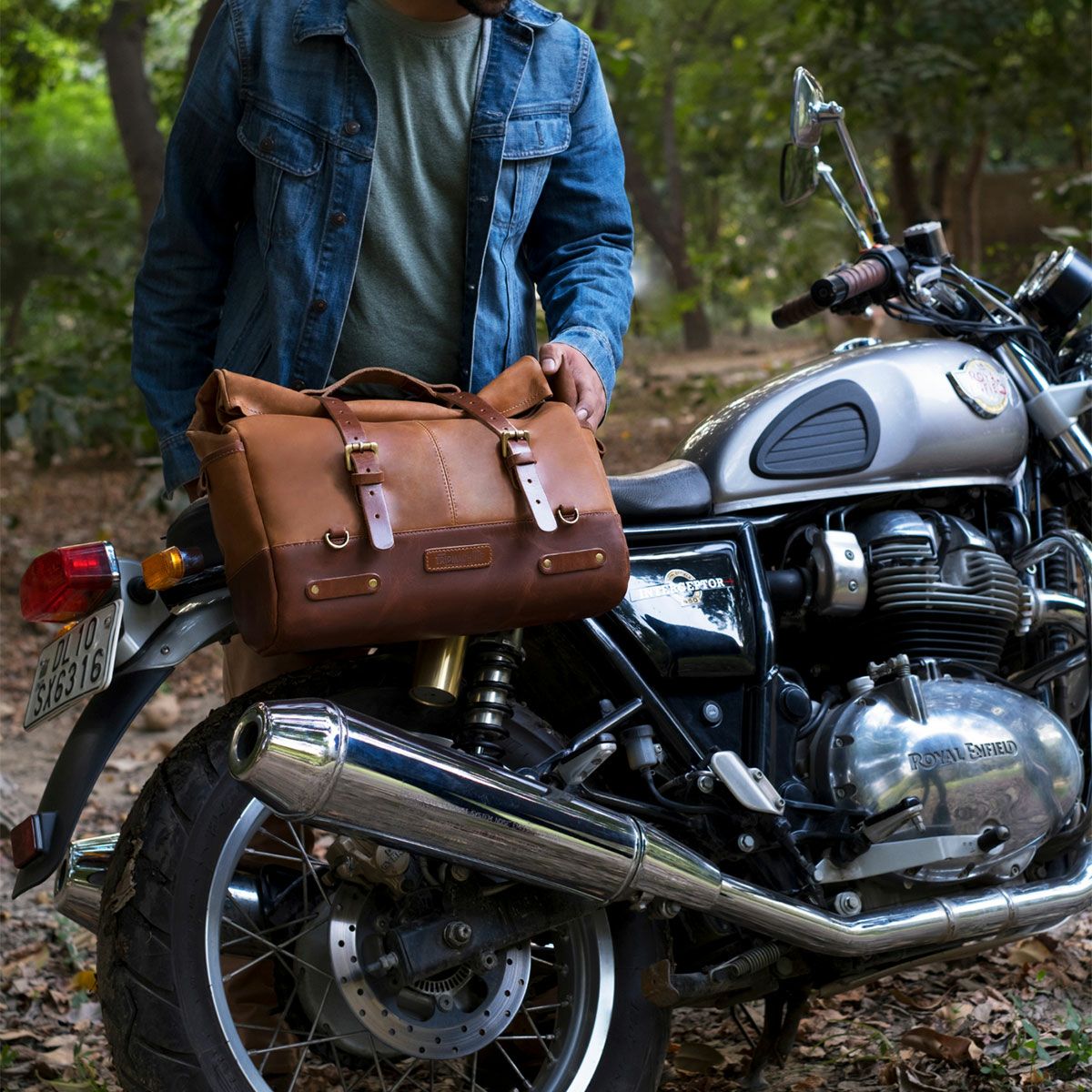 Trip Machine｜アウトロー サドルバッグ｜サイドバッグ｜タバコ｜使用イメージ