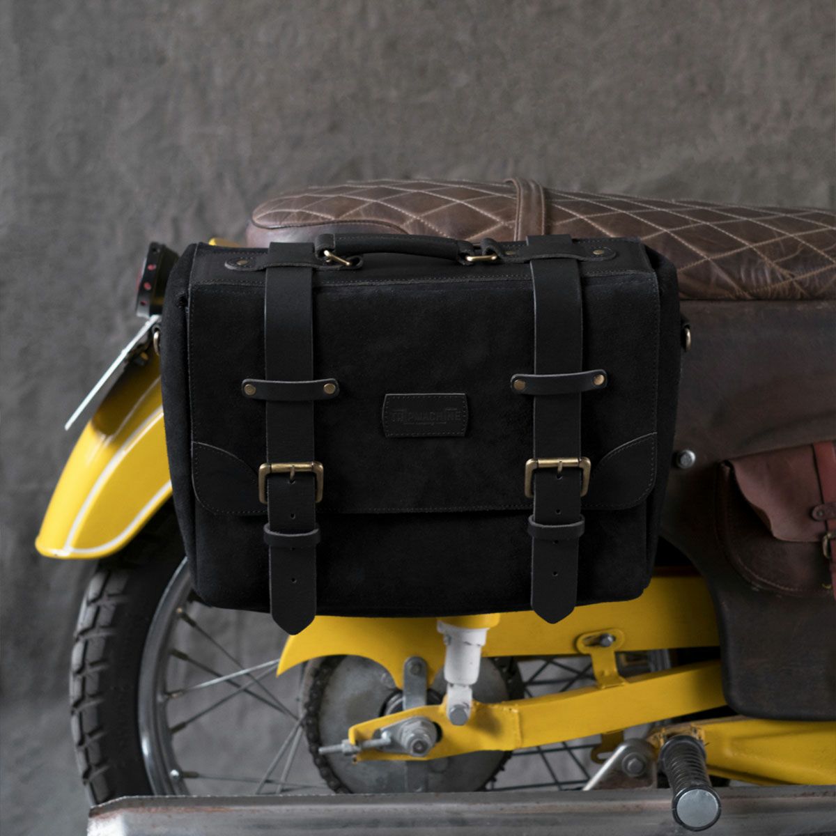 Trip Machine｜ウォーリアー サドルバッグ 2.0｜サイドバッグ｜クラシックブラック｜使用イメージ
