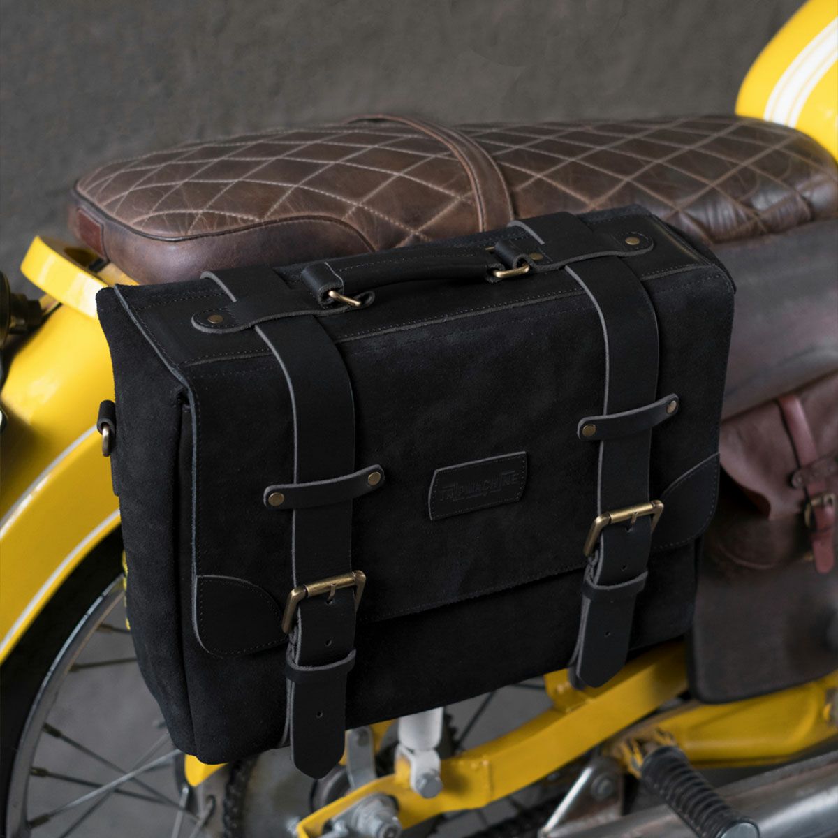 Trip Machine｜ウォーリアー サドルバッグ 2.0｜サイドバッグ｜クラシックブラック｜使用イメージ