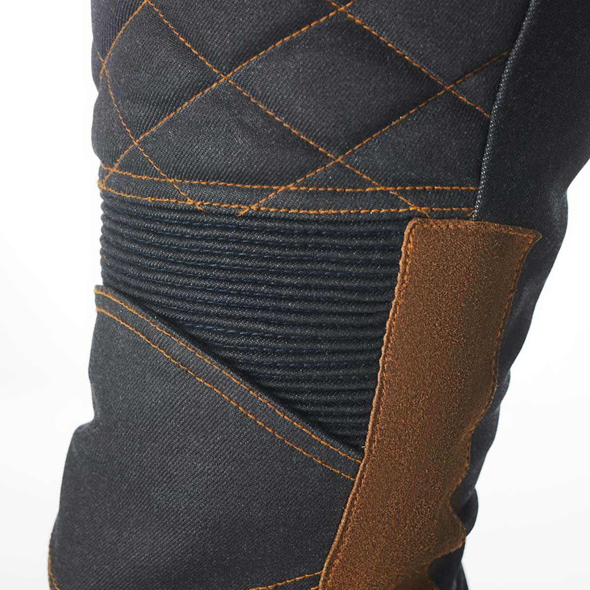 Fuel Motorcycles｜サージェント 2 ワックスド パンツ｜その他パンツ｜インディゴ｜着用