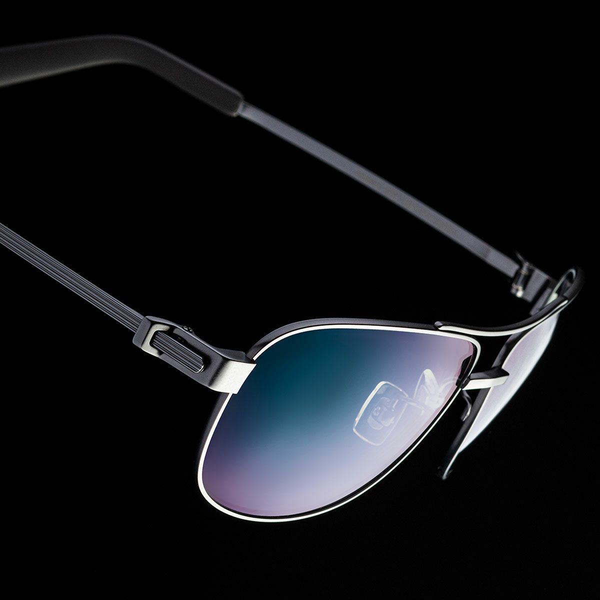 DEEC｜アデレード 1522｜サングラス｜Matte　Gray