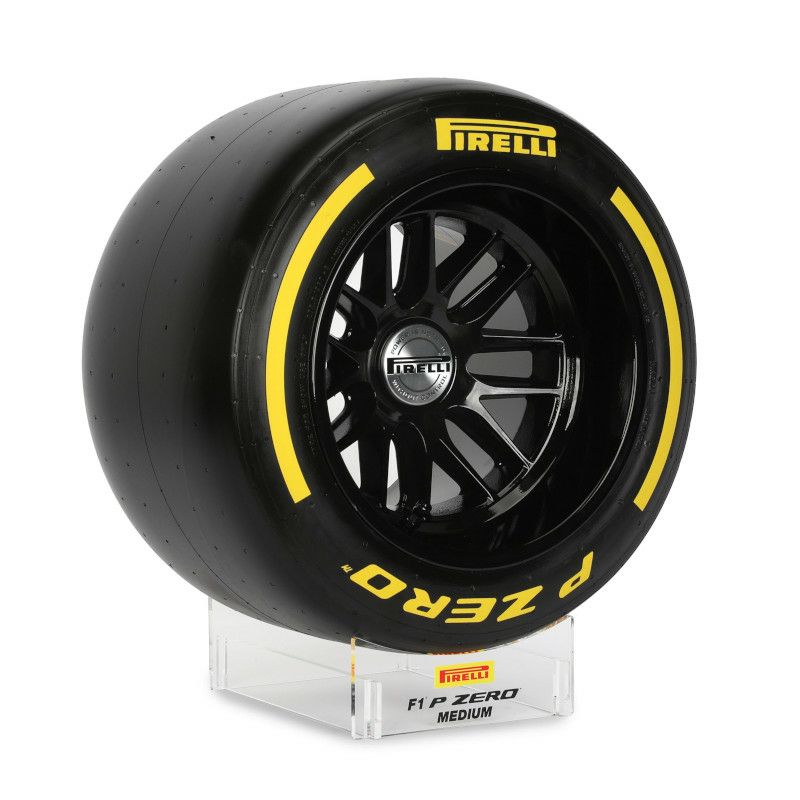 PIRELLI｜1/2スケール ピレリ P Zero F1タイヤ｜その他雑貨｜イエロー