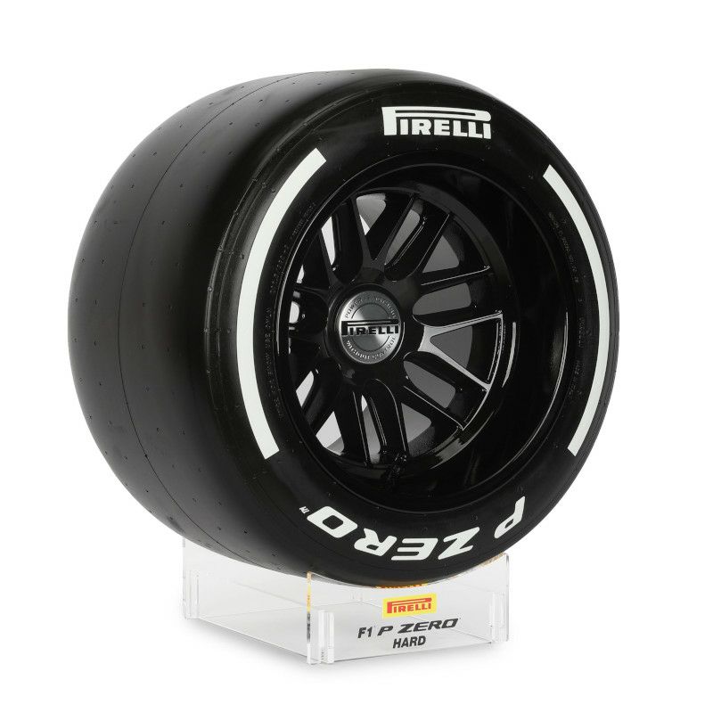 PIRELLI｜1/2スケール ピレリ P Zero F1タイヤ｜その他雑貨｜ホワイト
