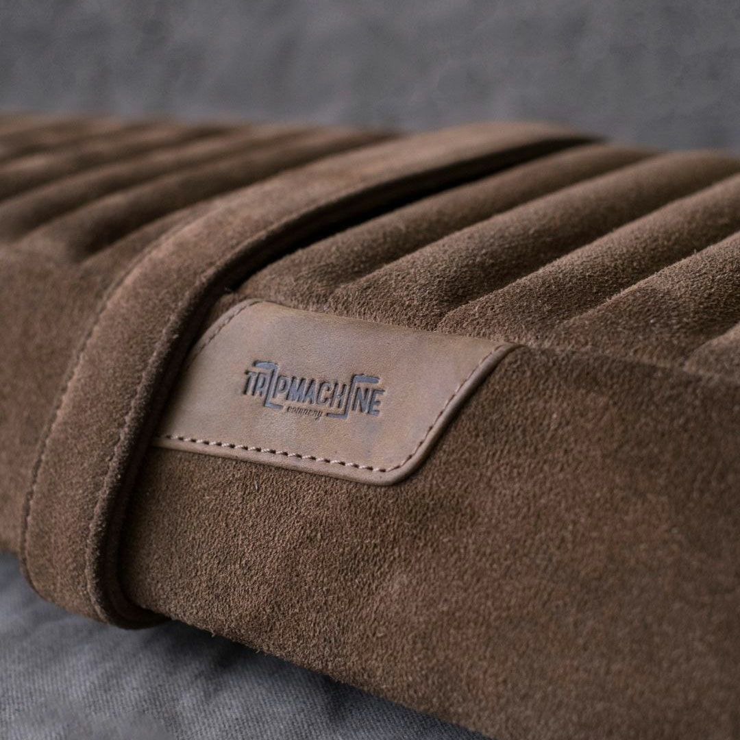 Trip Machine｜スエード ツーリング シート for ロイヤル・エンフィールド インターセプター650 / GT650｜その他雑貨｜タバコ｜使用イメージ