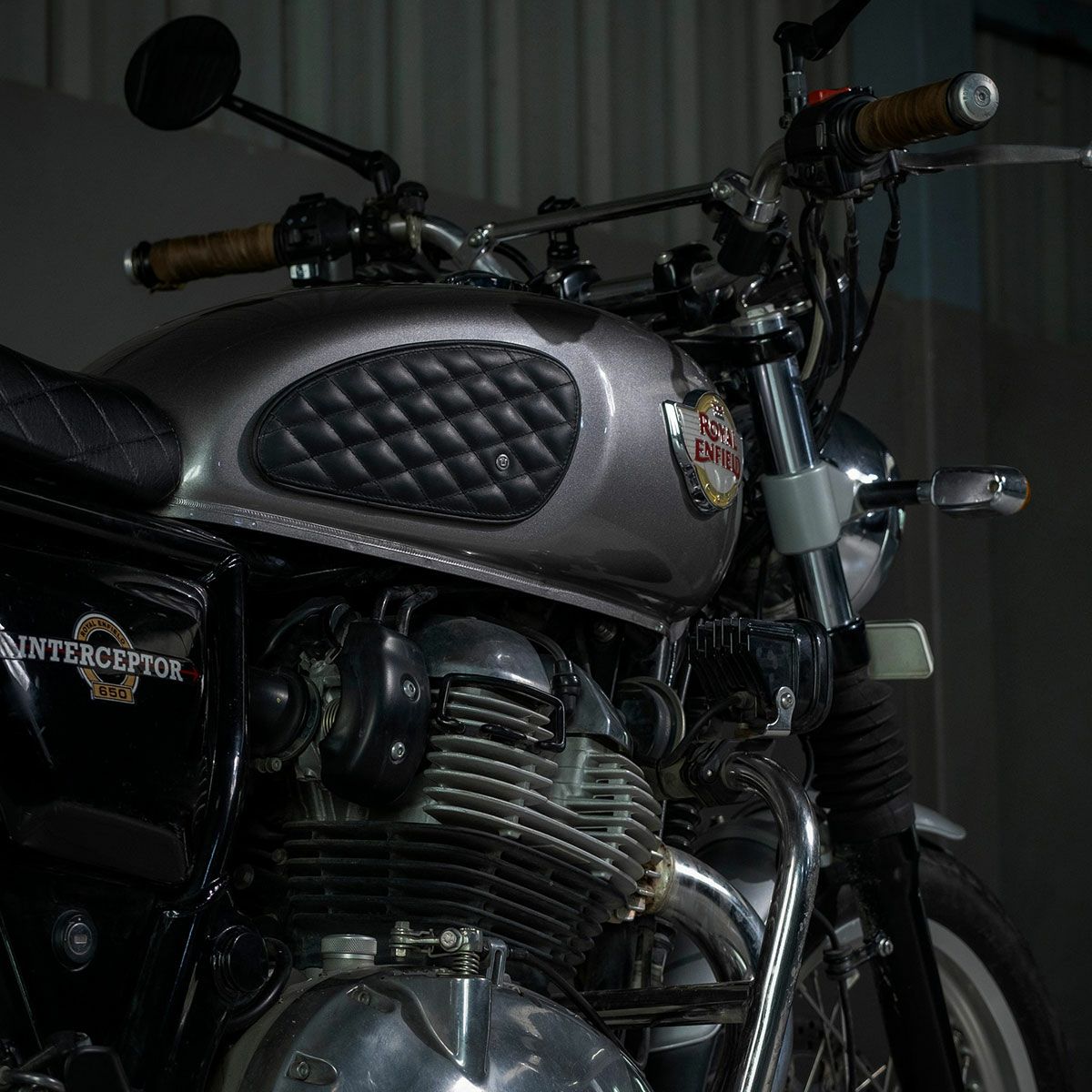 Trip Machine｜タンクパッド レザー ダイアモンド｜その他雑貨｜ブラック｜使用イメージ