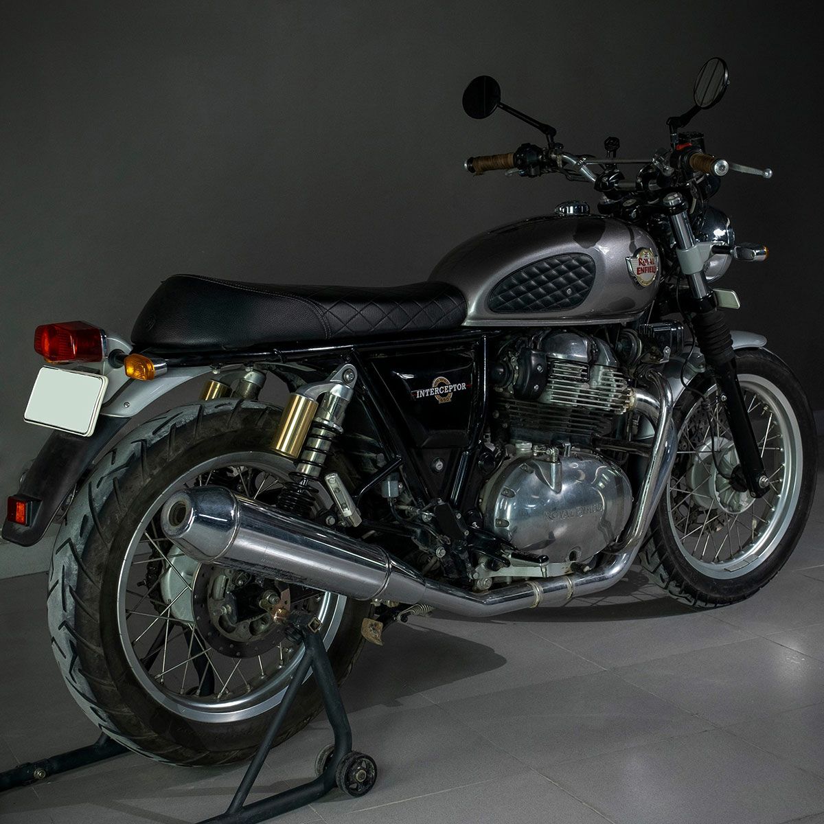 Trip Machine｜タンクパッド レザー ダイアモンド｜その他雑貨｜ブラック｜使用イメージ