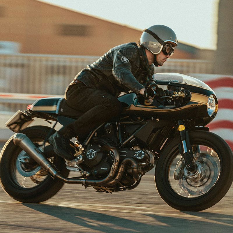 Fuel Motorcycles｜マーシャル パンツ｜その他パンツ｜ブラック｜モデル着用